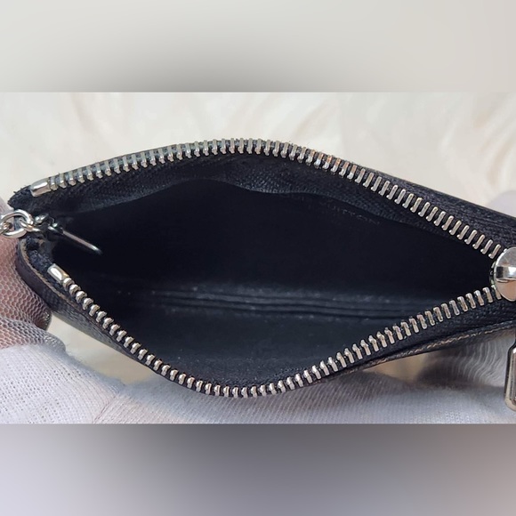 đź–¤LOUIS VUITTON DAMIER GRAPHITE KEY POUCH đź–¤ - Picture 7 of 11